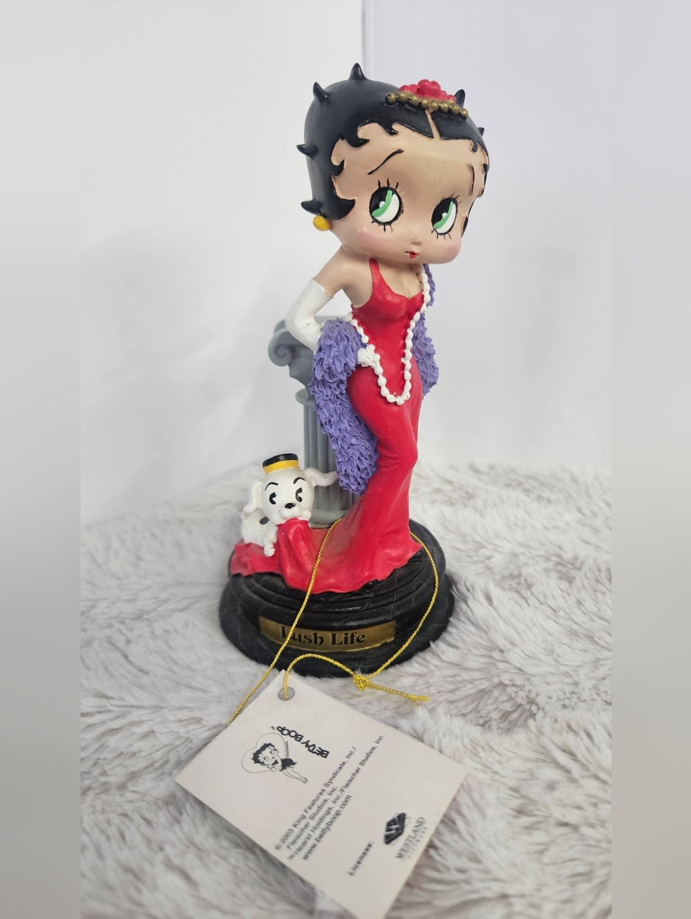 Betty Boop Red Gown Figurine with Purple Shawl